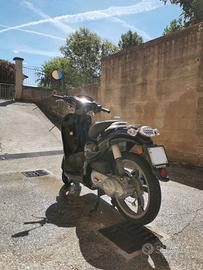 Scooter scarabeo 50