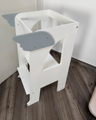 Torre Montessori RocketBaby con ruote –