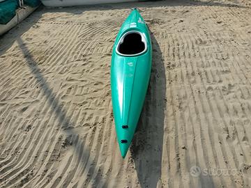Canoa in vetroresina
