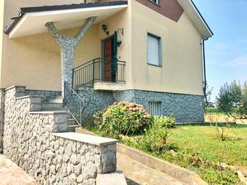 PORZIONE DI BIFAMILIARE A TRINITÀ