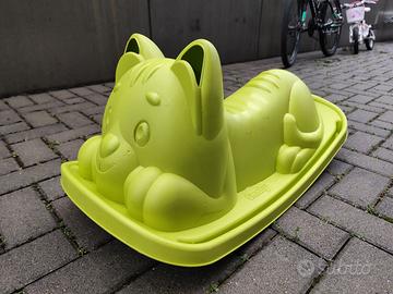 Dondolo per bambini gatto