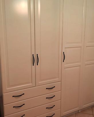 Armadio angolare Ikea bianco