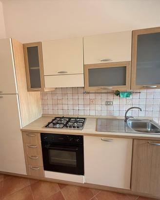 CUCINA COMPLETA CON ELETTRODOMESTICI