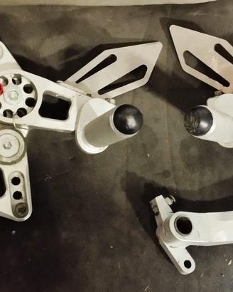 Pedane arretrate CNC Ducati 749/999