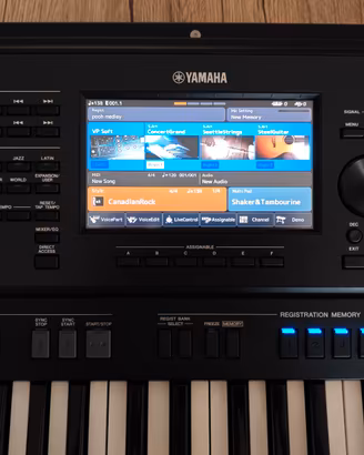 Tastiera Yamaha SX700