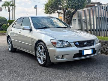 Lexus IS 200 2.0 Silver auto
