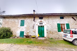 Casa indipendente a Valsamoggia 4 locali