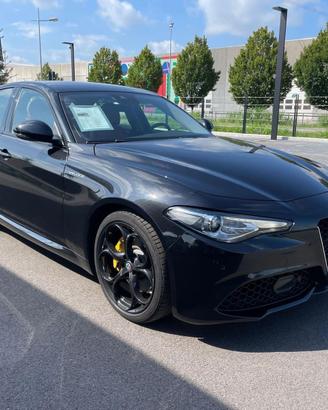 Alfa Romeo Giulia 2.2 Turbodiesel 210 CV AT8 AWD Q