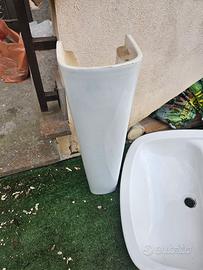 Lavabo con colonna