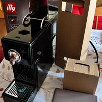 Macchina del caffè - Illy