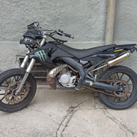 Derbi senda 50cc 800euro