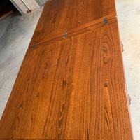 Tavolo artigianale in castagno massello