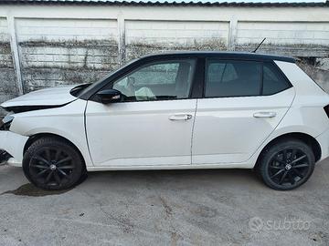 Skoda Fabia 1.0 Benz. per ricambi