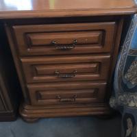 coppie di comodini in rovere