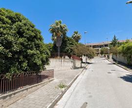 Pastena Villa con Giardino di 400 su più livelli