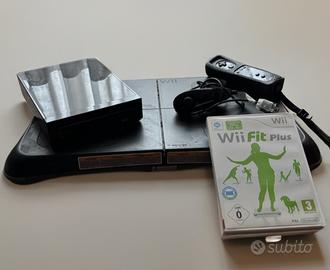 Nintendo Wii + Wii Fit Plus
