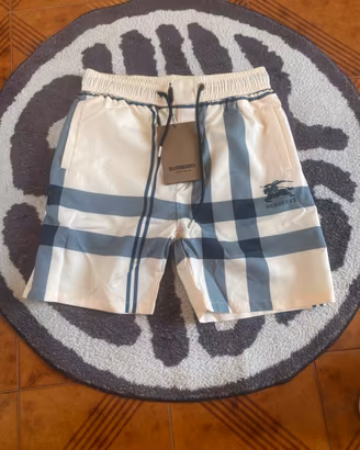 Pantaloncini Burberry