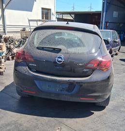 RICAMBI USATI AUTO OPEL Astra J A17DTR Diesel 1686