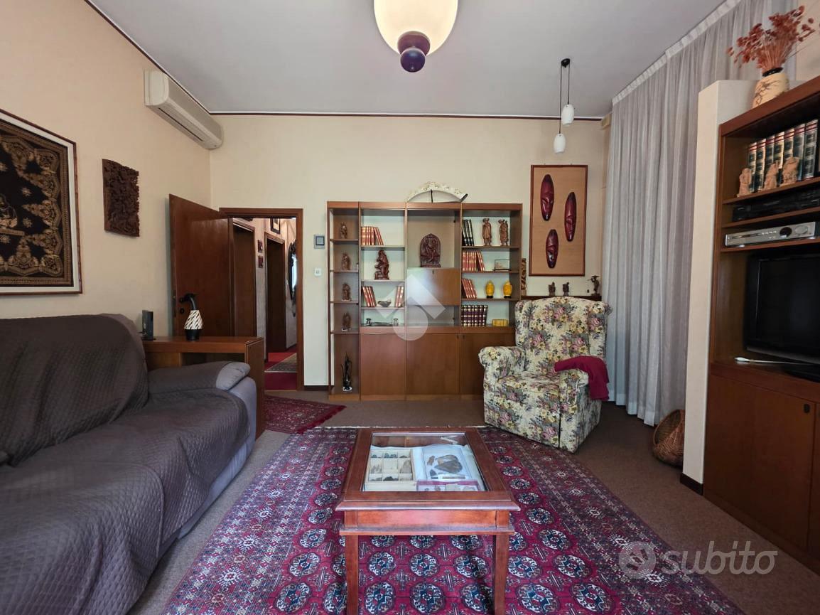 House in Ponte San Pietro, Locate Bergamasco - Vista 2