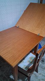 tavolo apertura a libro