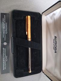 Penna stilografica Aurora