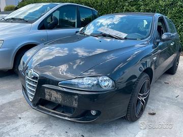 Ricambi usati per Alfa 147 1.9JTD del 2006