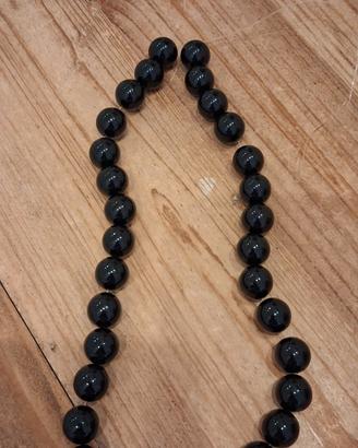 filo di corallo nero impastato 
