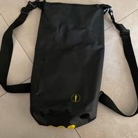 borsa/zaino impermeabile nero