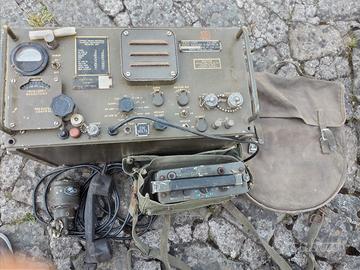 RADIO RICEVITORE U.S.ARMY  PIÙ  ANTENNA MILITARE 