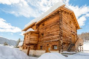 LIVIGNO Baita Tipica immersa nella neve