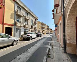 MONOLOCALE A SELARGIUS