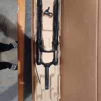 rock shox 29.  NUOVE
