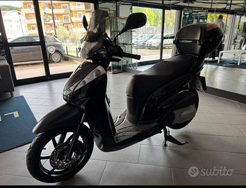 SH 300 come nuovo