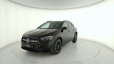 MERCEDES-BENZ GLA 200 d AMG Line Premium auto