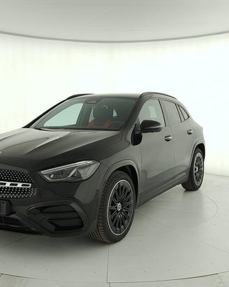 MERCEDES-BENZ GLA 200 d AMG Line Premium auto