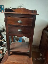 Tavolino,mobiletto porta telefono e centro tavola 