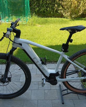 Bici Cube elettrica