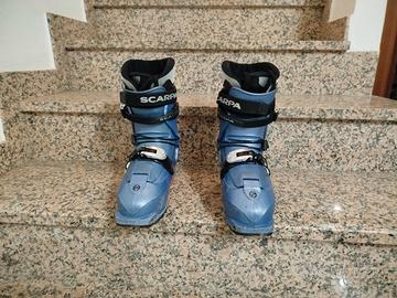 scarponi da scialpinismo 