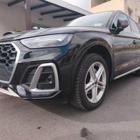 Audi Q5 40 tdi 204 CV Quattro S-tronic S-Line