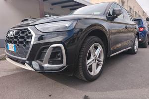 Audi Q5 40 tdi 204 CV Quattro S-tronic S-Line
