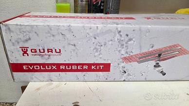 Canalina doccia GURU Evolux 60cm a pavimento nera