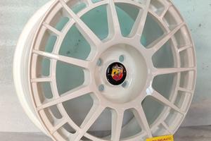 Cerchi In Lega Da 17 Made In Italy Per Abarth Fiat