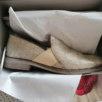 Scarpa bassa beige/oro n. 40