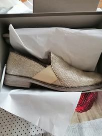 Scarpa bassa beige/oro n. 40