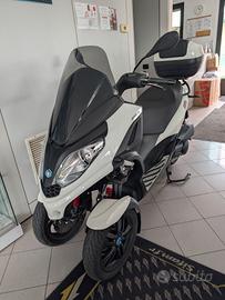 Piaggio MP3 300 hpe