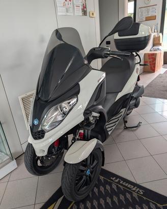 Piaggio MP3 300 hpe