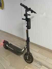 Monopattino Ninebot G2 Max sbloccato 50km/h