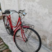 bicicletta donna studenti 