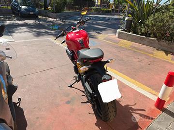 Ducati Monster 797 - 2018