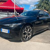 Alfa Romeo Giulia 2.2 TD 190 cv AT8 Sprint